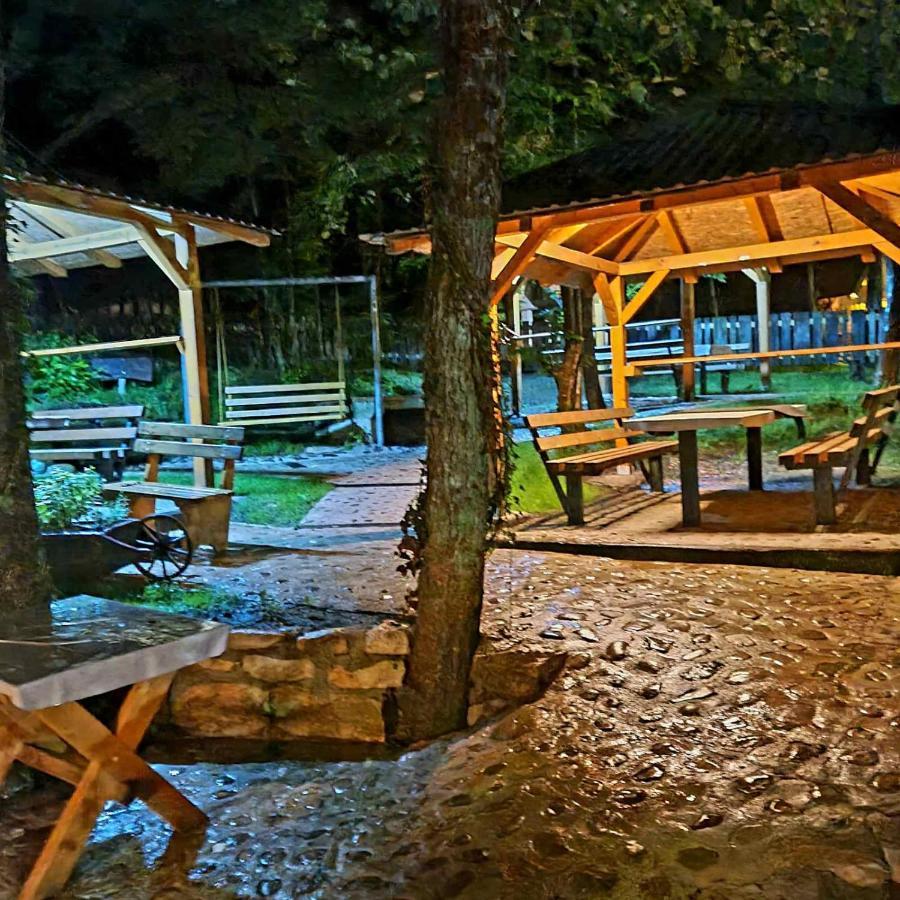 Etno Selo Bistrovo Apartment Vitez Bagian luar foto